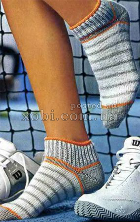 короткие полосатые вязаные носки для занятия спортом