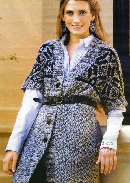 женское пальто с короткими рукавами с жаккардовым узоромженское пальто